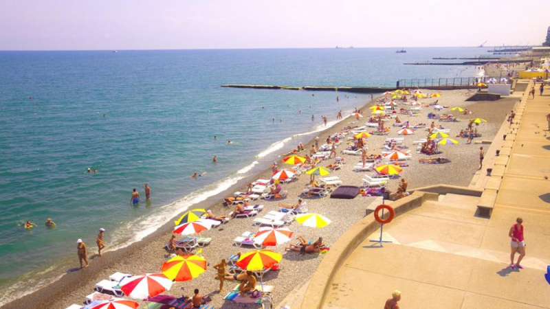 Не е истина как влезе да се къпе туристка в Черно море ВИДЕО