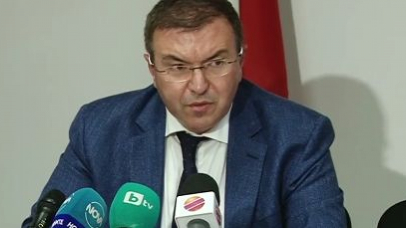 Здравният министър с извънредни новини за коронакошмара в Пазарджик 