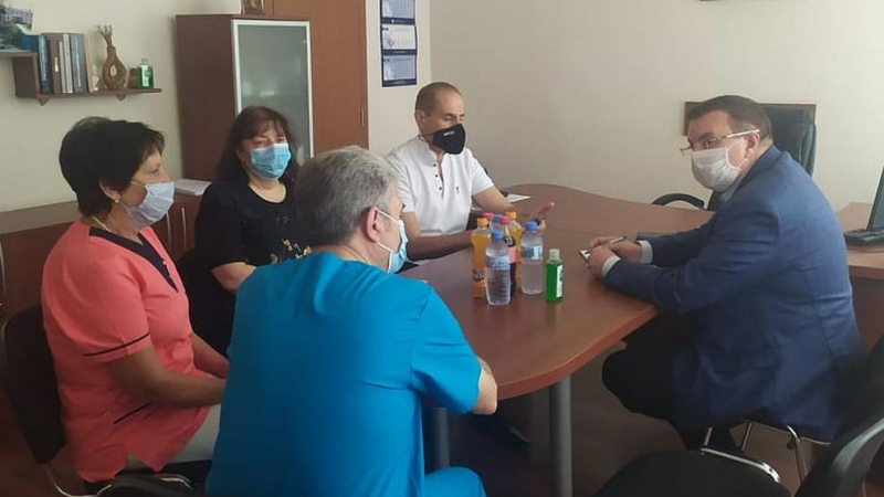 Здравният министър съобщи много тъжна новина за лекар от Добрич СНИМКИ