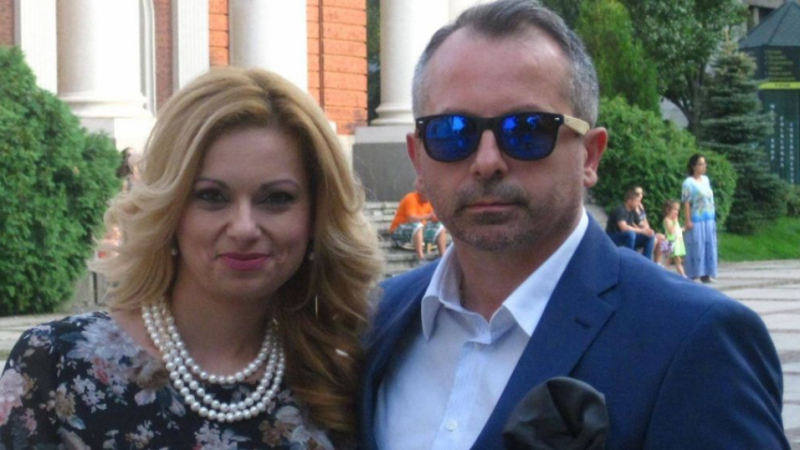 Мъжът на Ади Радева разби Велислав Минеков: Ти, сине на политическата мафия...