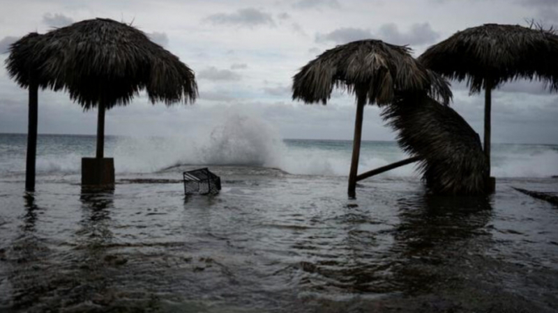 CNN съобщи трагична вест за урагана „Лаура“ 