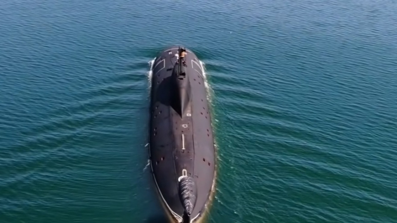 Руска атомна подводница внезапно се появи край Аляска ВИДЕО
