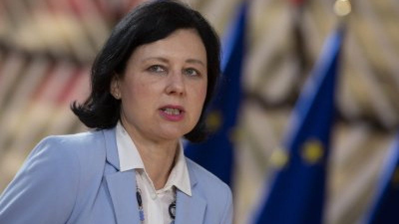 Вера Йоурова: Предстои решение за прекратяване на механизма за сътрудничество и проверка за България