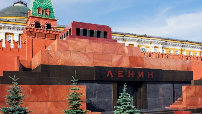 Предложиха 1 млрд. долара за мумията на Ленин