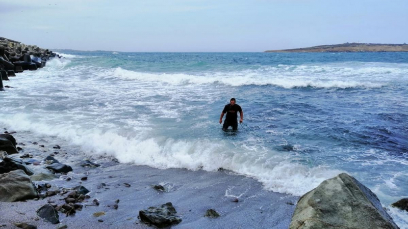 Млад мъж от Созопол се хвърли в бурното море и предотврати огромна трагедия 