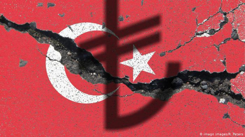 Турската икономика се срива, Ердоган е бесен