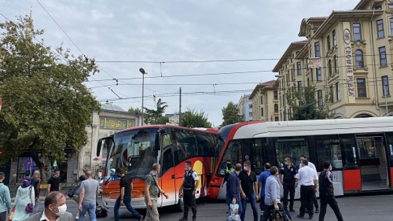 Пълен с българи автобус катастрофира в Турция ВИДЕО