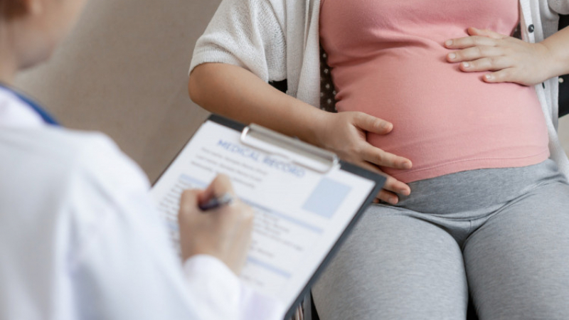 Консултация: Какви изследвания покрива НЗОК при рискова бременност?