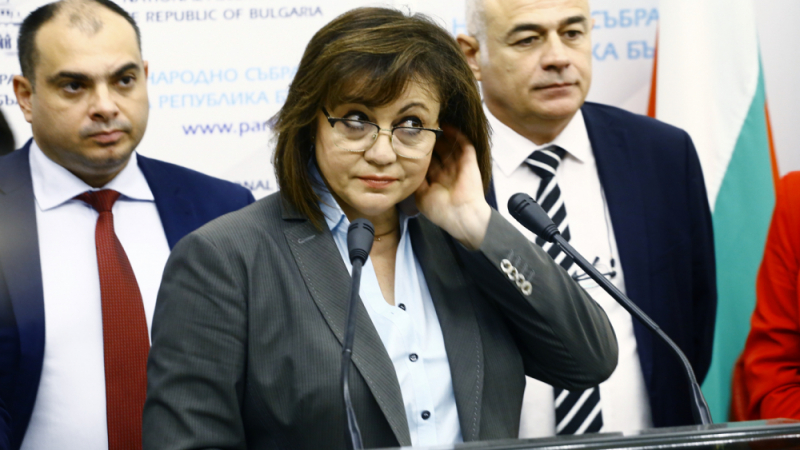 Нинова призна сензационно, че е щяла да подаде оставка и разкри ще подкрепи ли кабинет на Слави