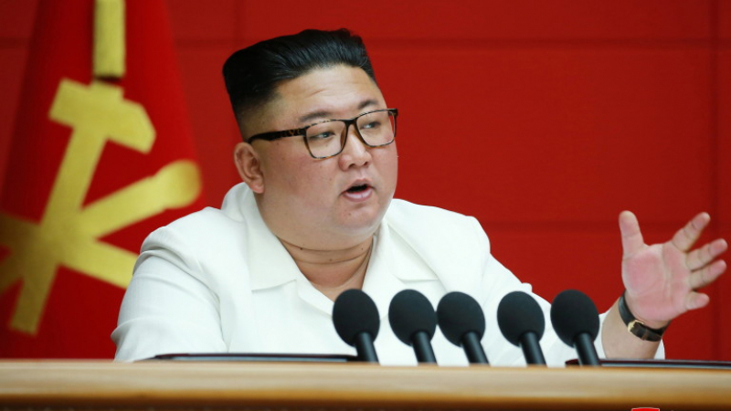 Ким Чен Ун пожела на Тръмп скорошно оздравяване