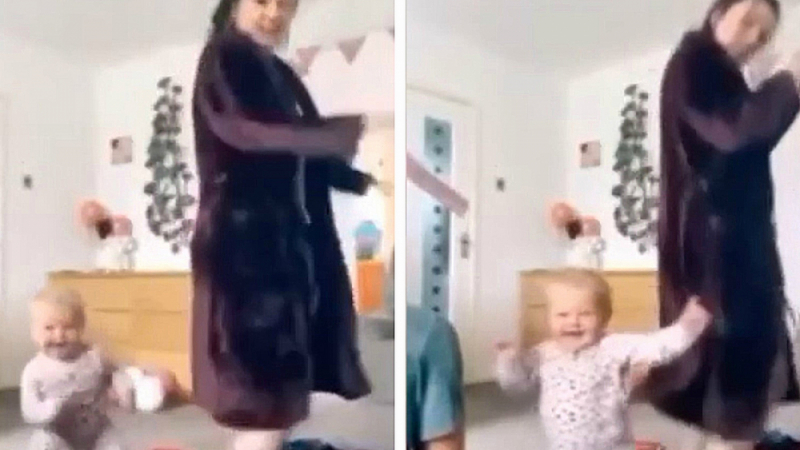 Родена за партита: Бебе показа на майка си как страхотно танцува ВИДЕО