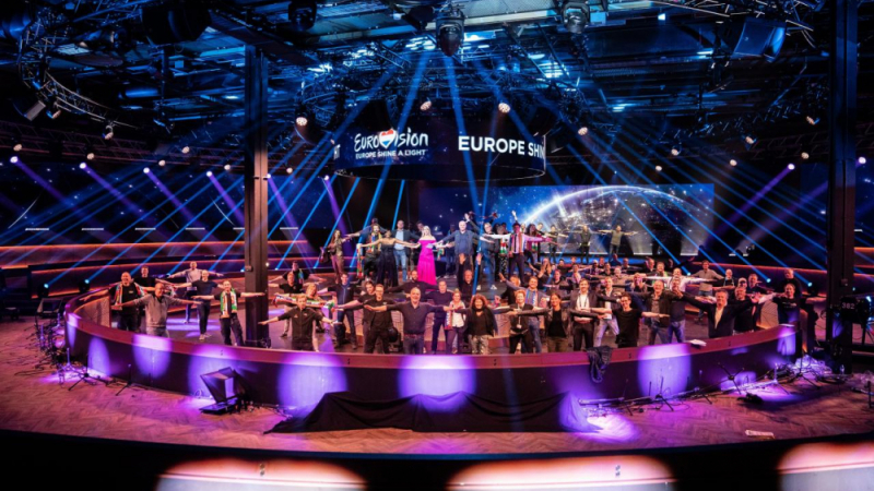 Организаторите на Евровизия гарантираха, че конкурсът ще се проведе през 2021 година