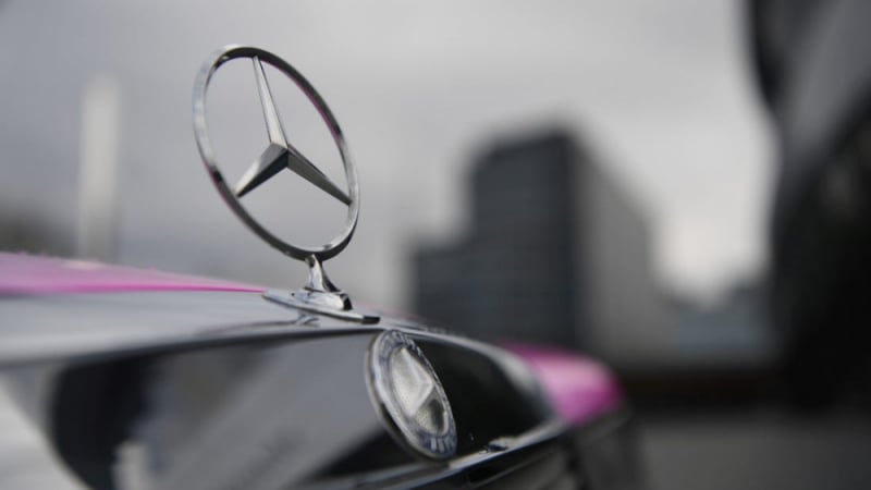 Голям провал за Mercedes в Русия