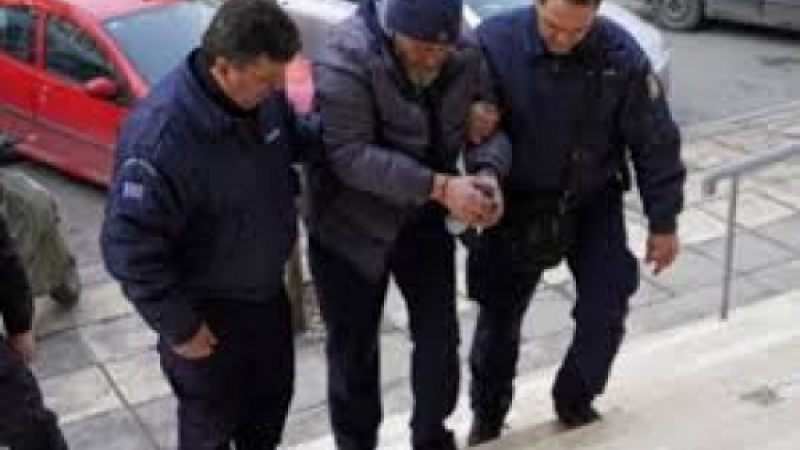 Българският Ескобар се измъкна от гръцкия пандиз със страшна шашма 