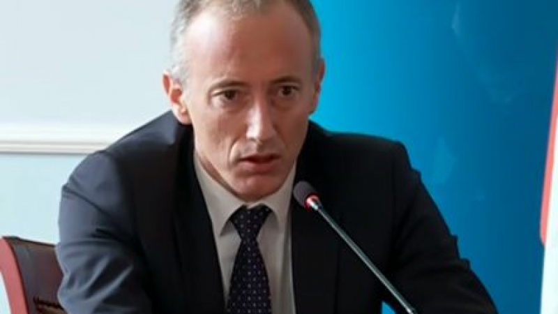 Министър Вълчев каза ще се затворят ли училищата и заговори за "поколенческа катастрофа"