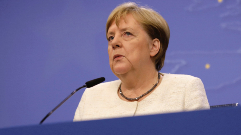 Ангела Меркел: Има "известно раздвижване" в разговорите с Великобритания