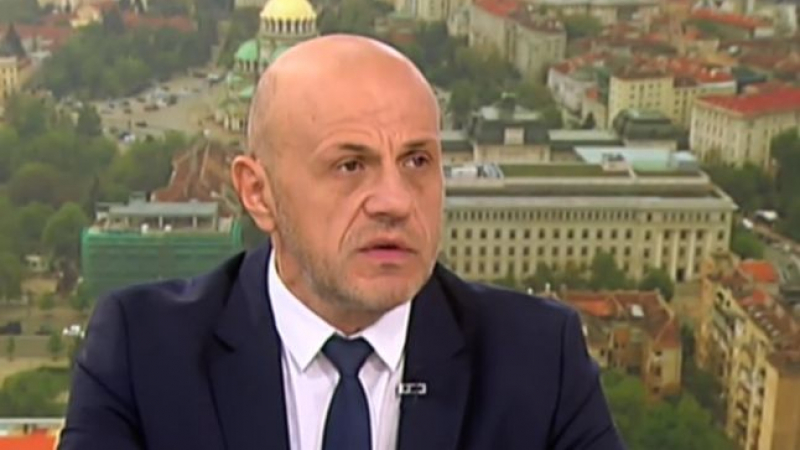 Дончев посочи конкретни стъпки, с които България ще се измъкне коронакризата