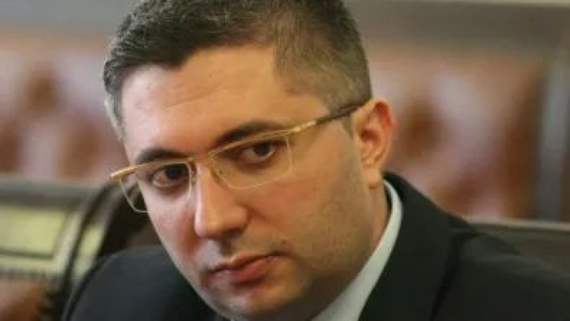 Областният управител на Смолян и двама кметове са в изолация заради Нанков