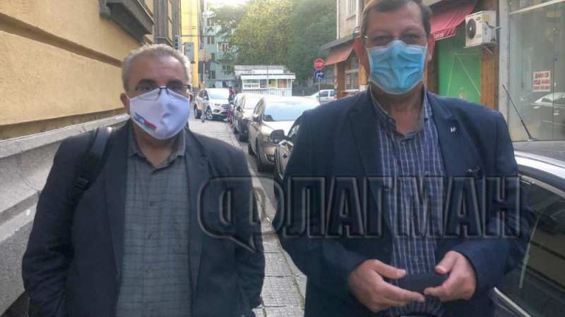Болничен шеф с последни новини за повалените от К-19 светила на медицината в Бургас