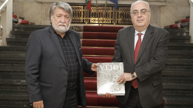 Посланик Армен Едигарян: ”Вежди Рашидов е жива легенда в Армения”