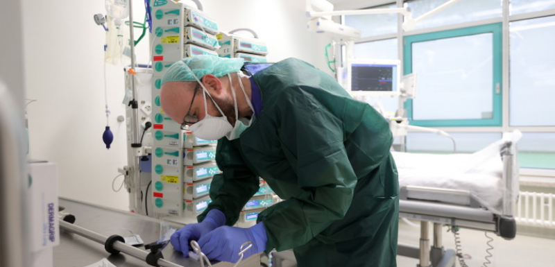 Кардиохирургът д-р Келчев с важни разяснения за сърдечните операции след К-19 