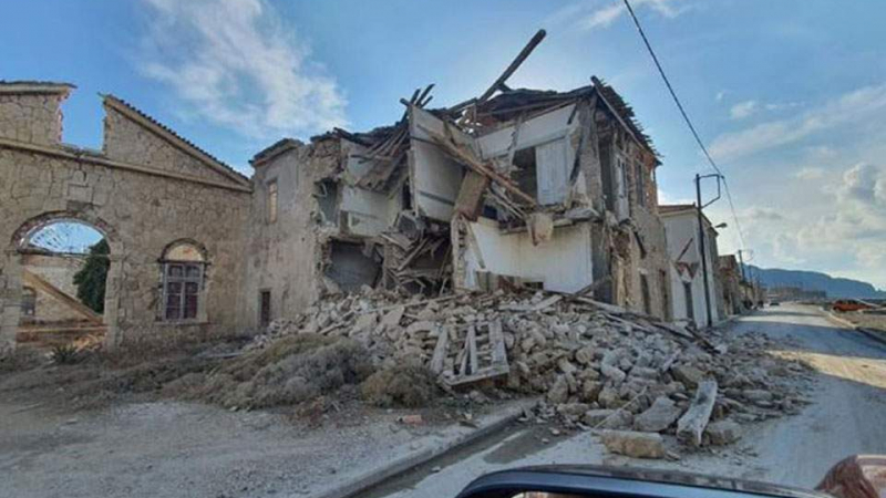 Учени от Атинския университет с извънредни новини след опустошителния трус от 6,7