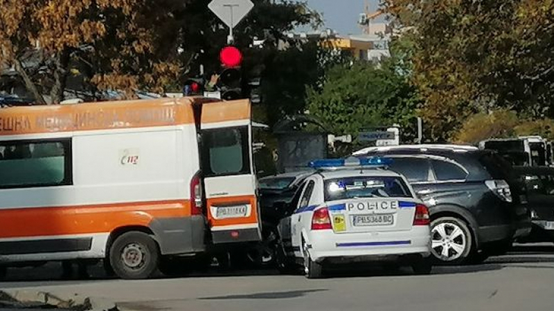 Първо в БЛИЦ! Ето кой е причинил тежката катастрофа с тузарски возила в Пловдив