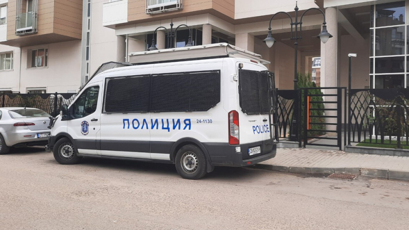 Мощната акция срещу прочутите бандити в София продължава, поне 7 са арестувани СНИМКА