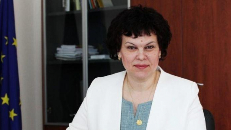 Зам.-министърът на образованието Таня Михайлова каза кога ще се върнат в училище гимназистите