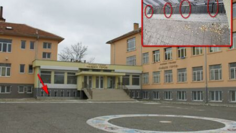 Учителка опита да потули инцидент в бургаско школо СНИМКА