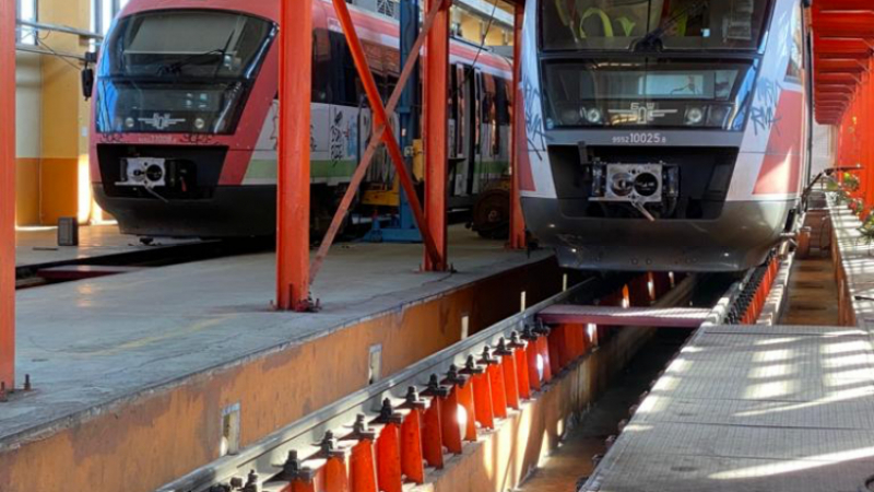 БДЖ и Алстом отчетоха напредъка по проекта за поддръжка на мотрисните влакове