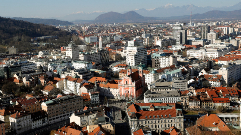 По-строги карантинни мерки в Словения