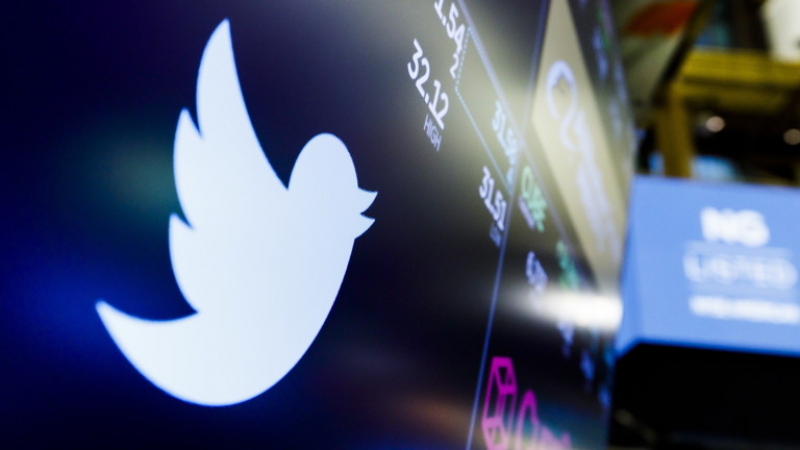 "Туитър" ограничил 300 000 съобщения за изборите в САЩ