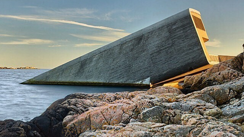 Уникалният подводен ресторант "Under" в Норвегия 