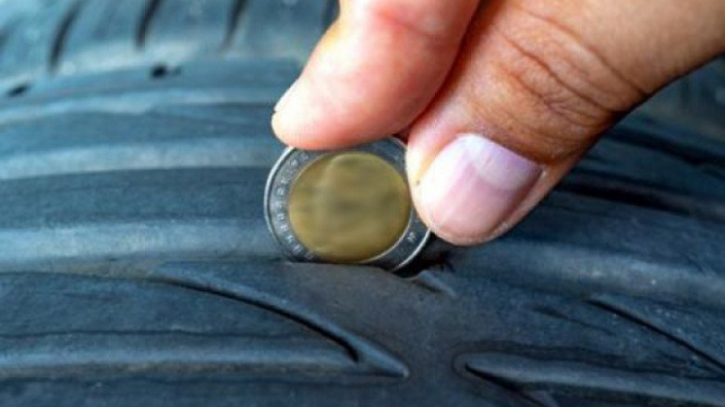 Най-лесният начин да проверим грайфера на гумата, за да не ни глоби КАТ