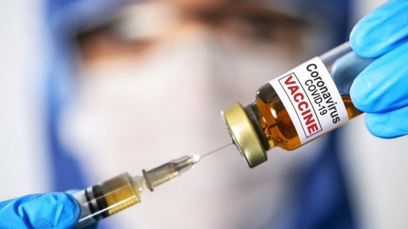ЕС очаква след месец да започнат доставките на ваксини срещу COVID-19