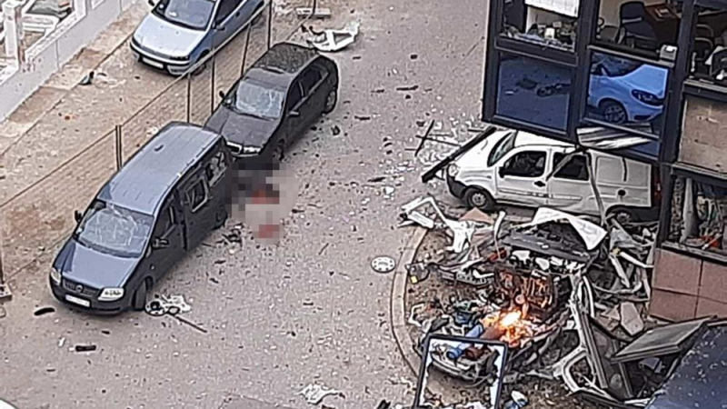 Извънредно! Мощен взрив пред телевизия в Белград, има загинал, ранени, горят коли ВИДЕО