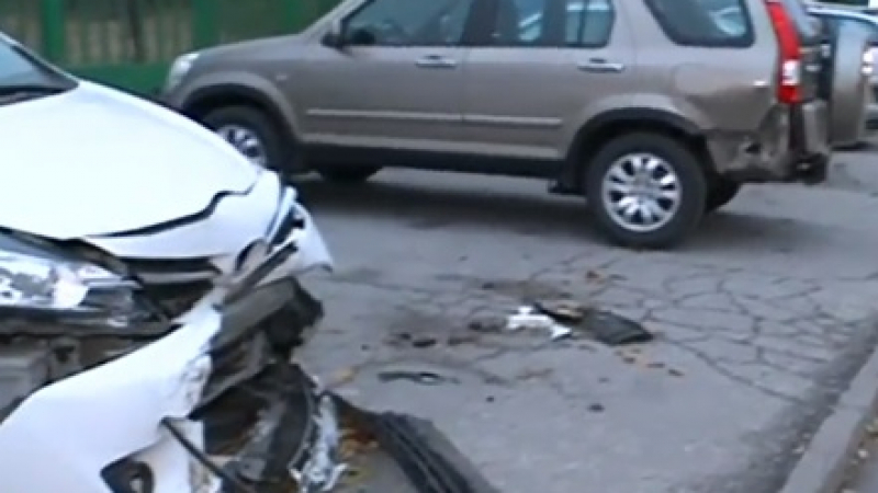 Адска наглост в Пловдив: Мъртво пиян водач блъсна 4 коли, ето какво е сътворил за 3 г.  