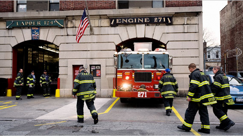 Повече от половината пожарникари в Ню Йорк се отказват от ваксинация, а и не само те