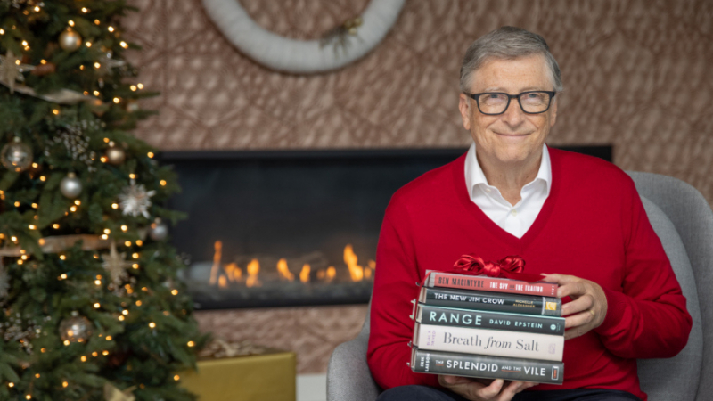 Бил Гейтс препоръча „5 чудесни книги за една кофти година“, едната е за "биомедицинските чудеса"