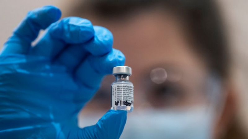 Официално: FDA на САЩ одобри ваксината на Pfizer срещу COVID-19