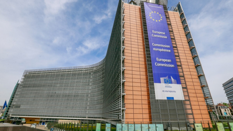 ЕС инвестира допълнително за суперкомпютри от световна класа в България