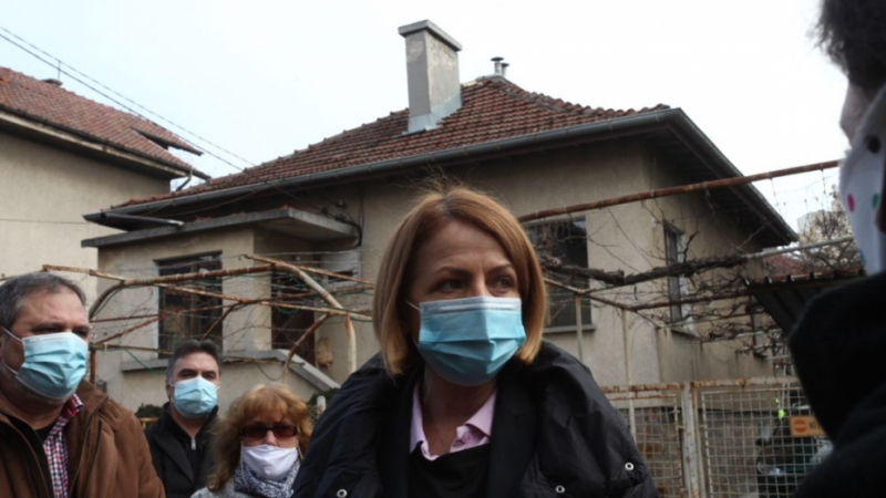 Йорданка Фандъкова инспектира ключов за мръсния въздух в София район