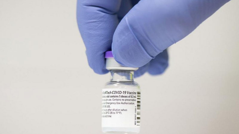 Скандал с тайната цена на ваксината на Pfizer