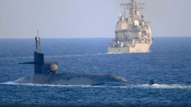 Ракетна подводница и два американски ракетни крайцера влязоха в Персийския залив