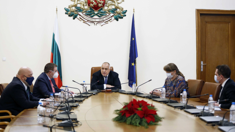 Борисов събра министри за удължаване на антикризисните мерки 