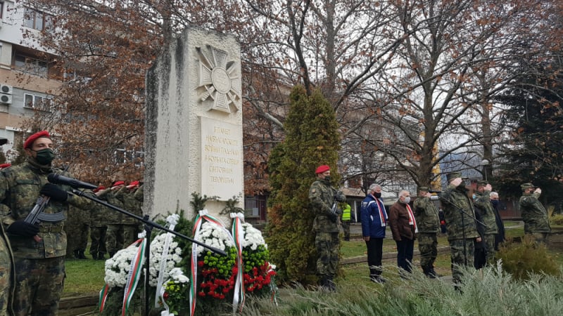 Почетоха паметта на българите, загинали на черния 27.12.2003 г.