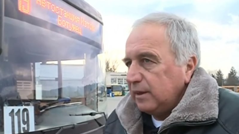 Шофьор на автобус от градския транспорт в София стана жертва на брутална агресия ВИДЕО 