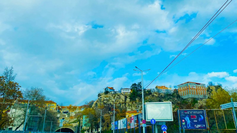 Уникално явление в небето над Пловдив СНИМКИ