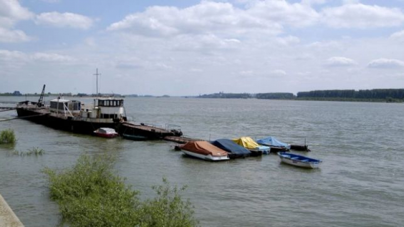 Пенсионер отиде с такси на брега на Дунав, но след 30 мин. шофьорът откри трупа му!